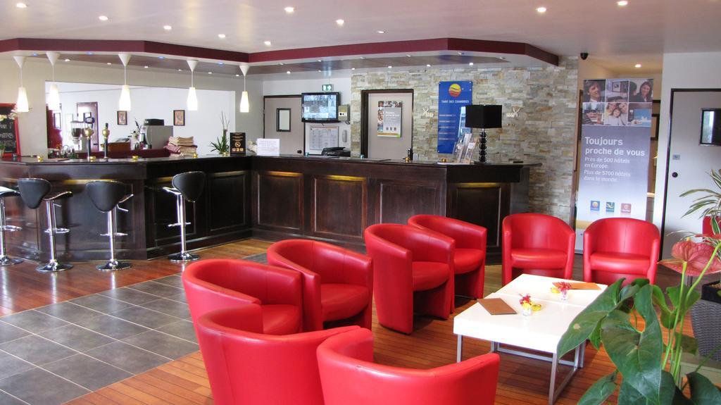 Comfort Hotel Poissy Technoparc Εξωτερικό φωτογραφία