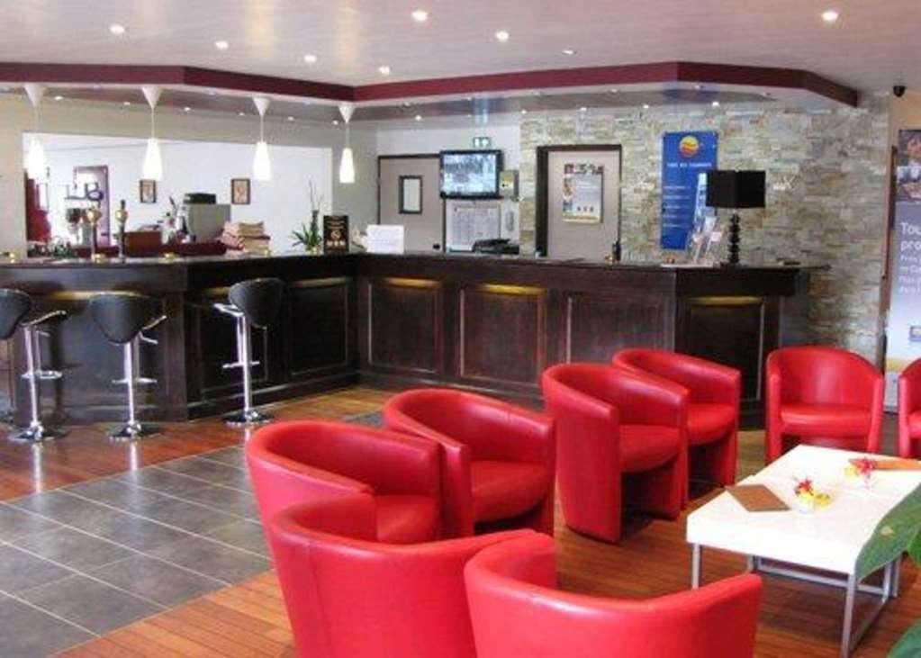 Comfort Hotel Poissy Technoparc Εξωτερικό φωτογραφία